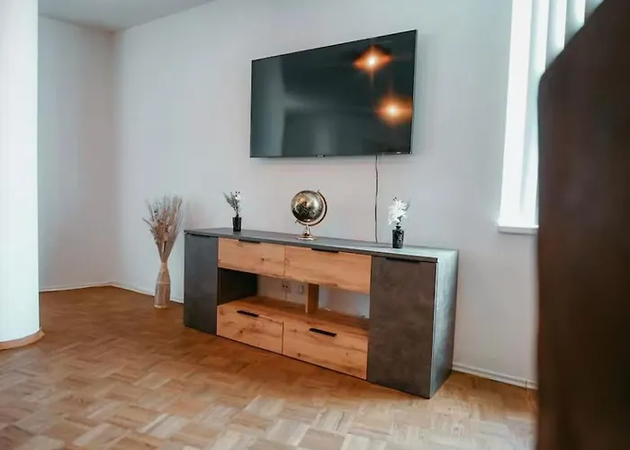Stylish 2br Flat *